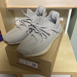 YEEZY BOOST 350 V2 - Sesame - Authentic, Size 11
